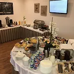 Roko 2* Warschau